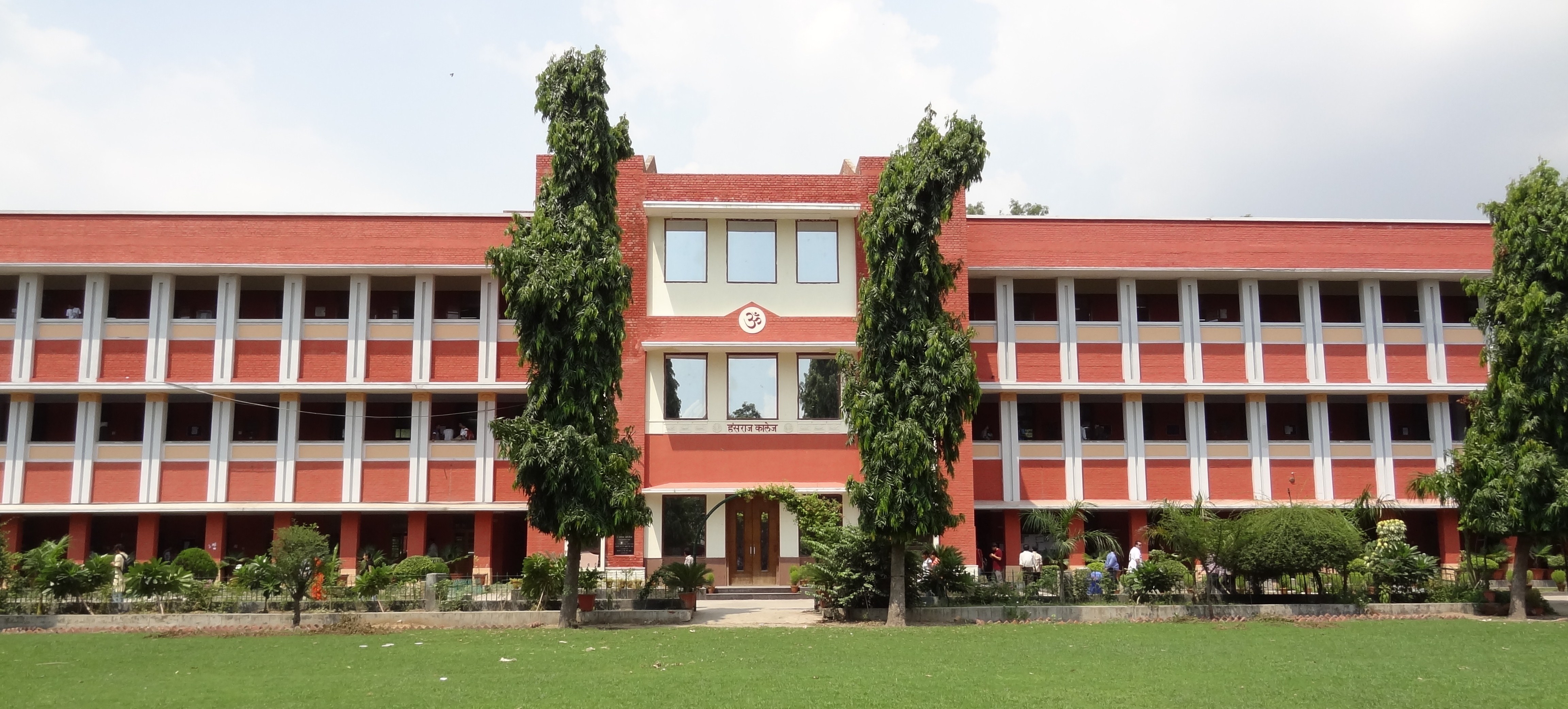 Top 10 Best Colleges in North India: Where Education Meets Excellence