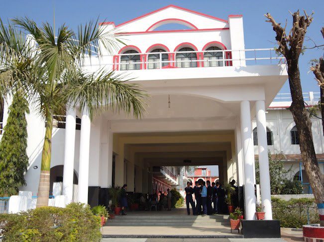 Balaghat English Higher Secondary School