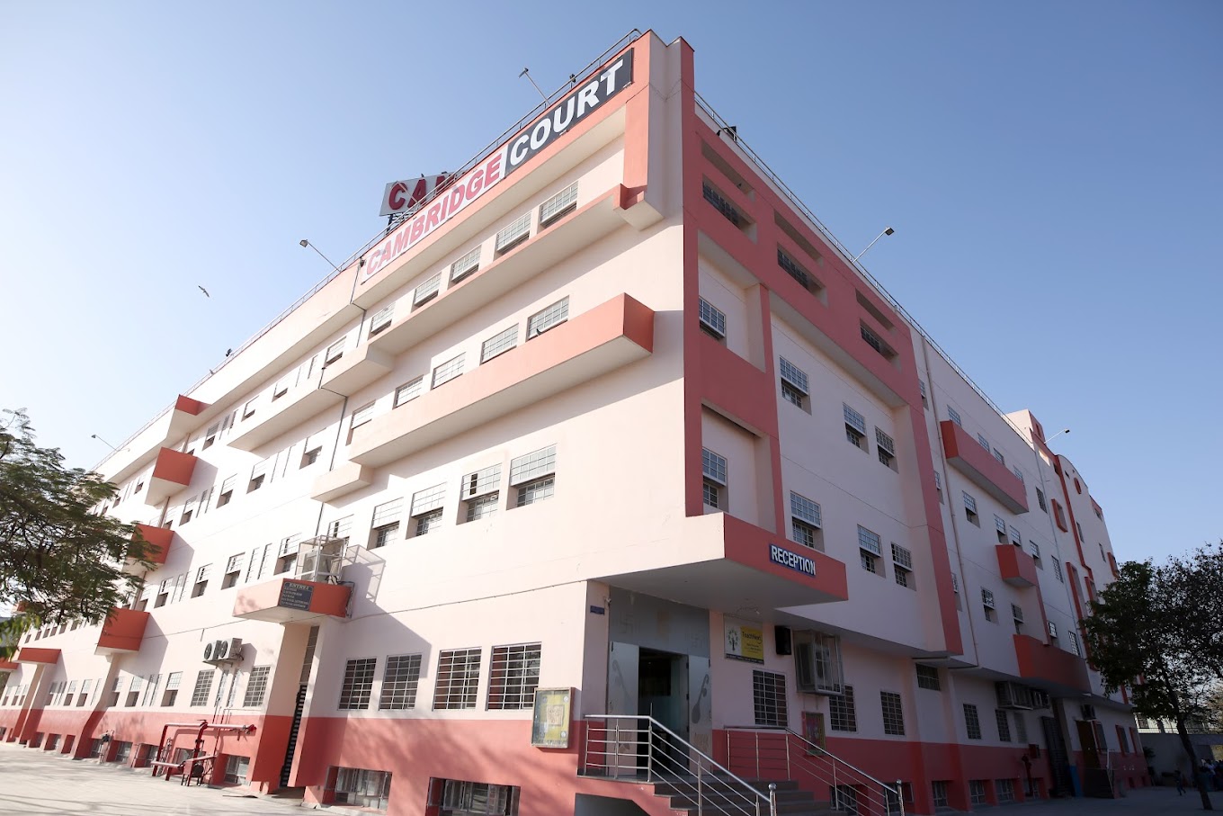 Cambridge Court High School