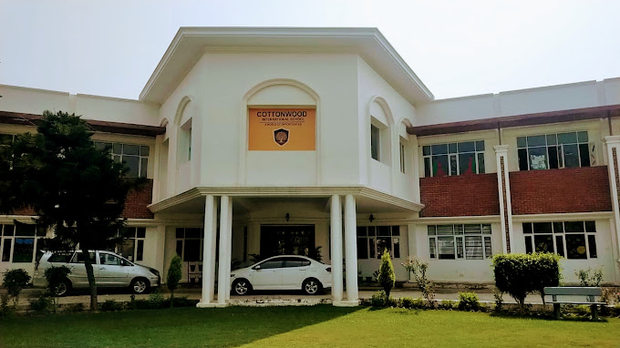 Cottonwood International School