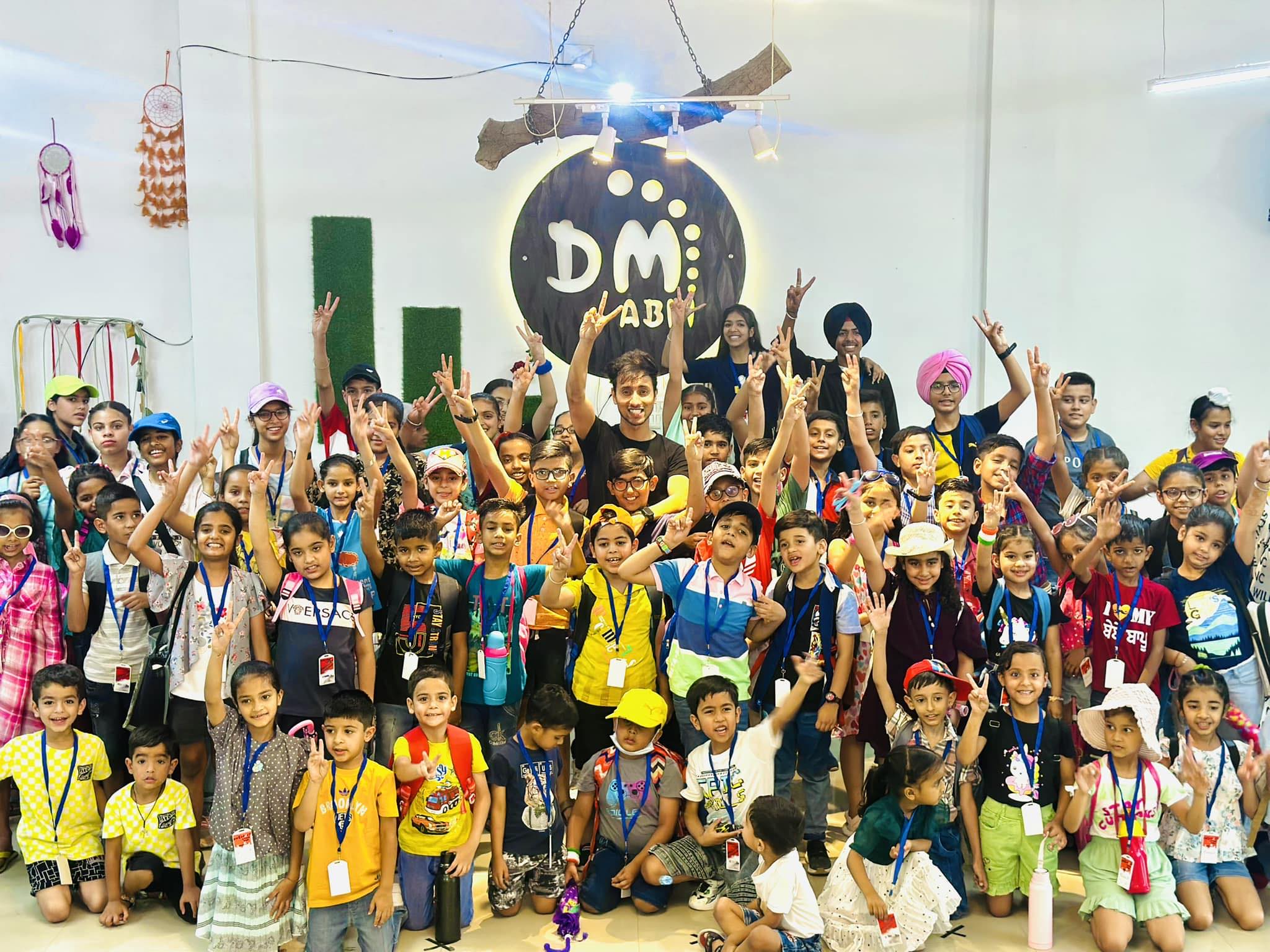 D M DANCE Academy
