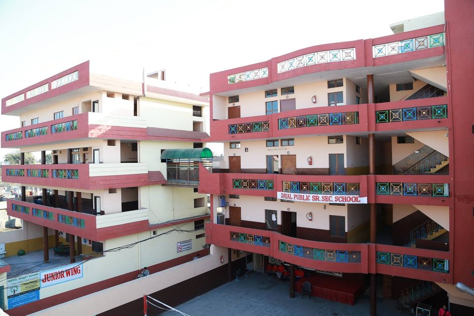 Dayal Public Sen. Sec. School