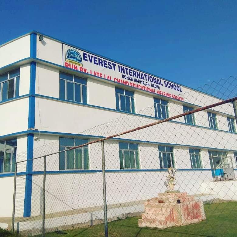 Everest International school