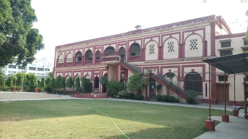 Ewing Christian Sen. Sec. School