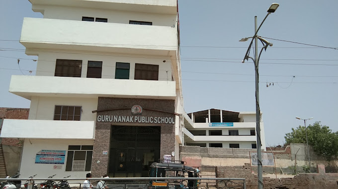 Guru Gobind Singh Public Sen Sec School