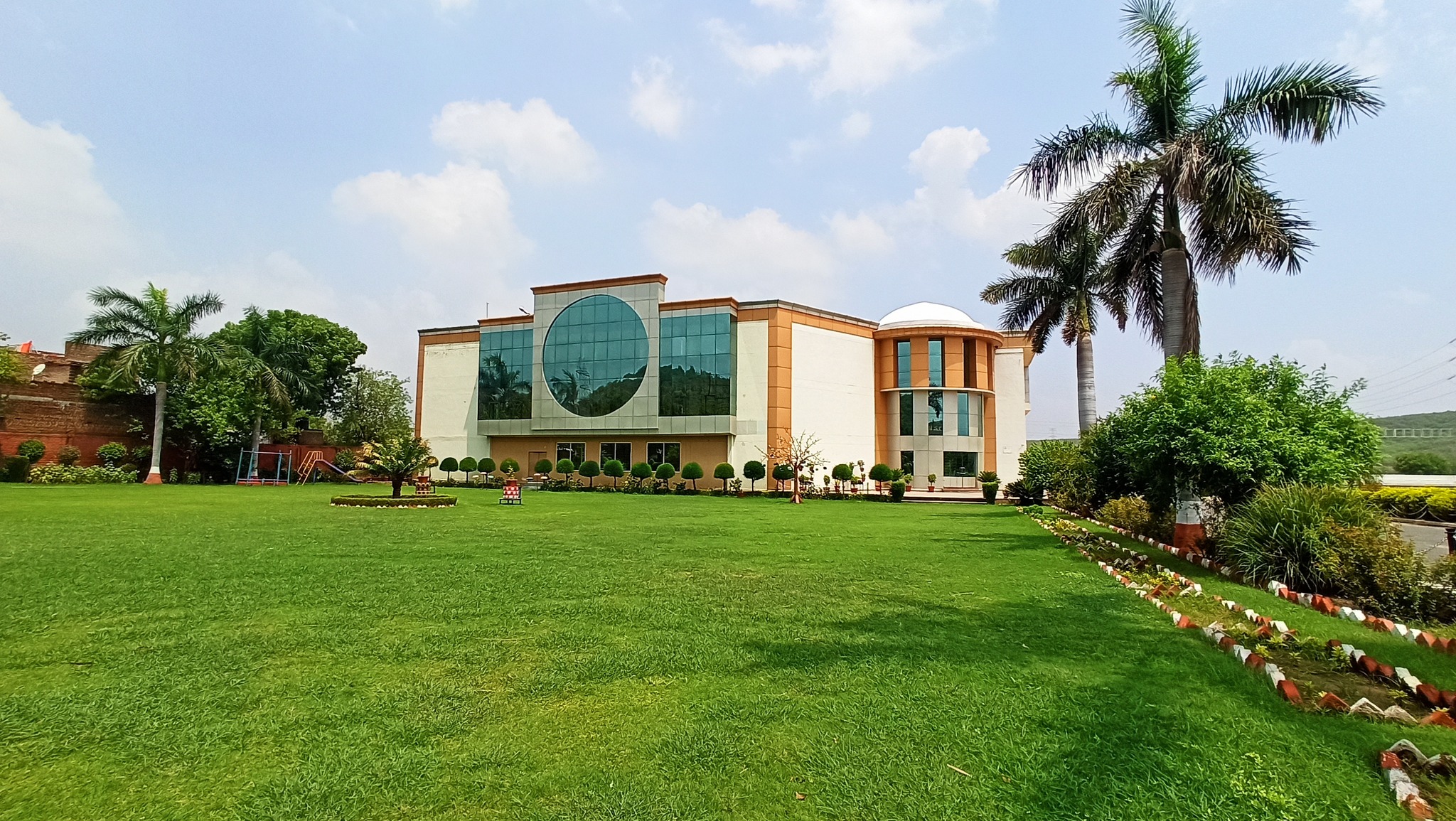 Gwalior Glory High School