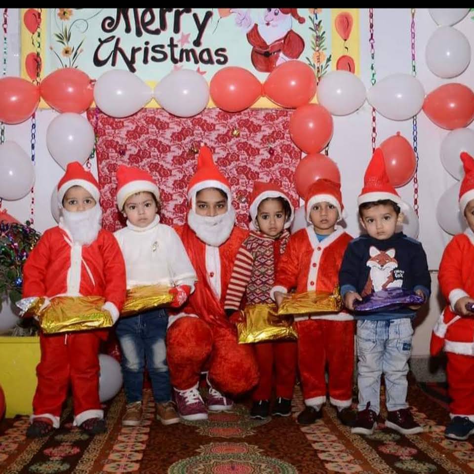 Kids Care Playway'N' Creche With Nursery