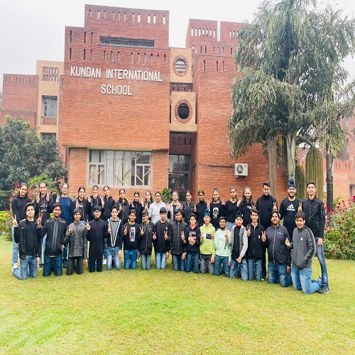 Kundan International School