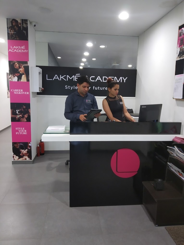 Lakme Academy
