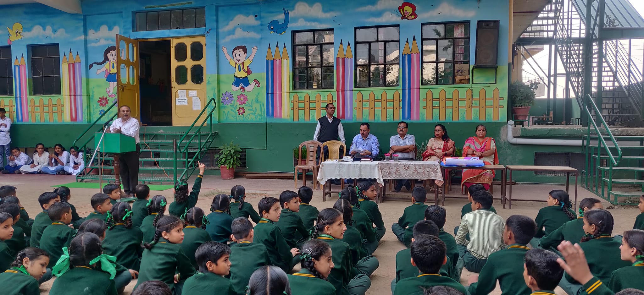 Lotus school