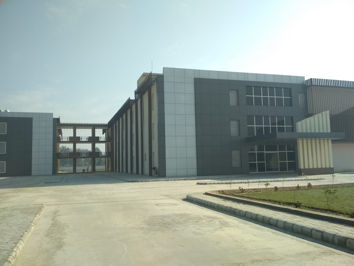 Lyallpur Khalsa College