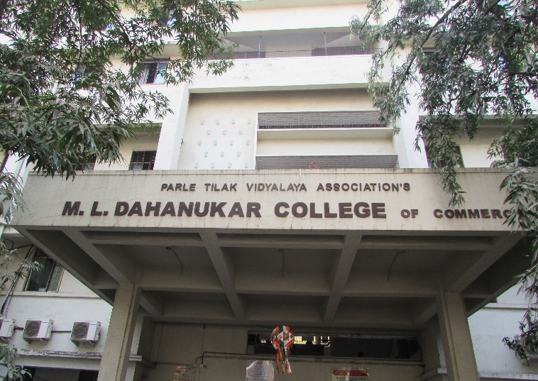 M L Dahanukar College of Commerce