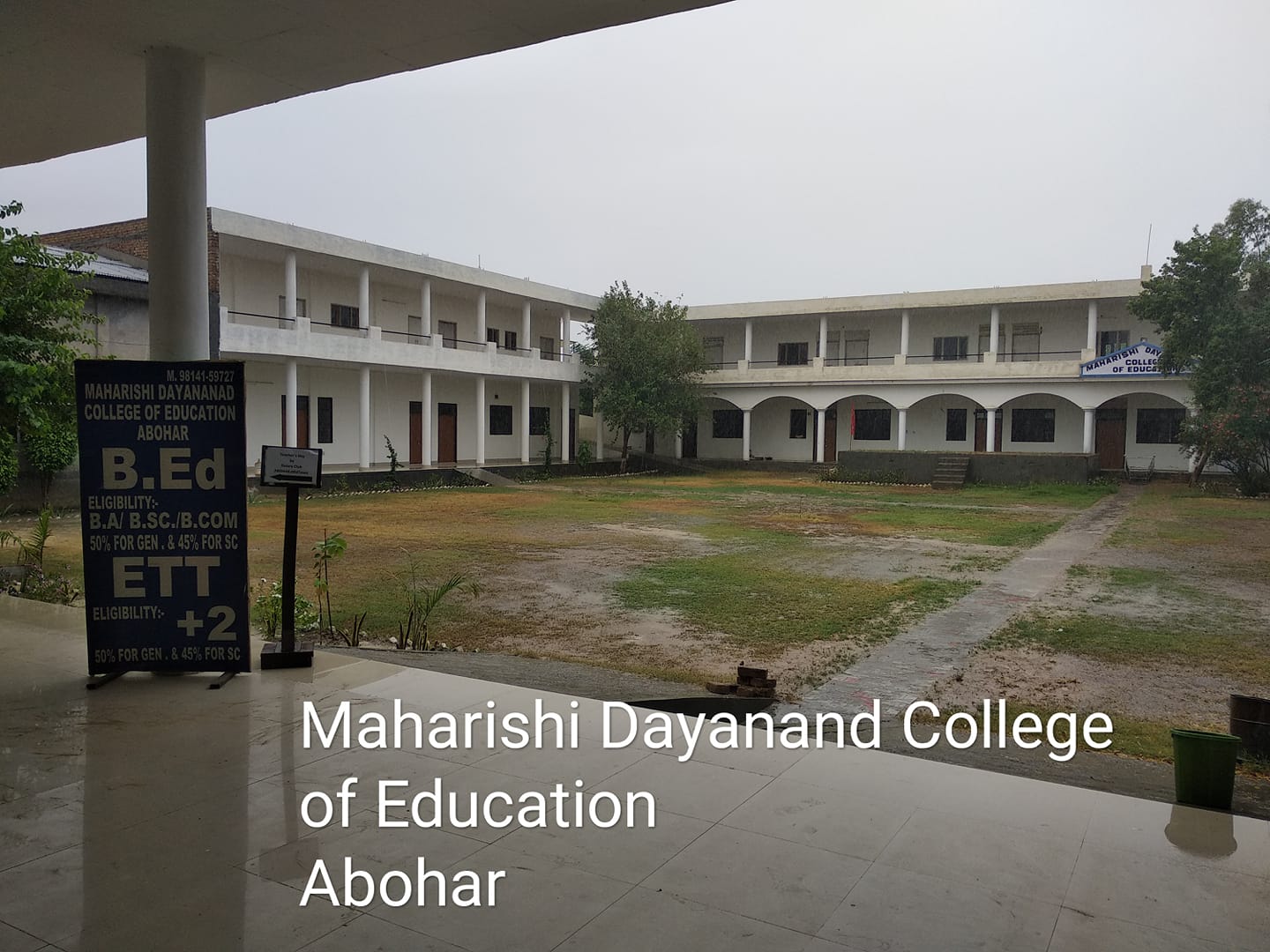 Maharishi Dayanand College of Education