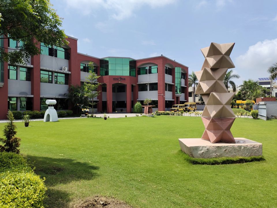 Mind Tree School