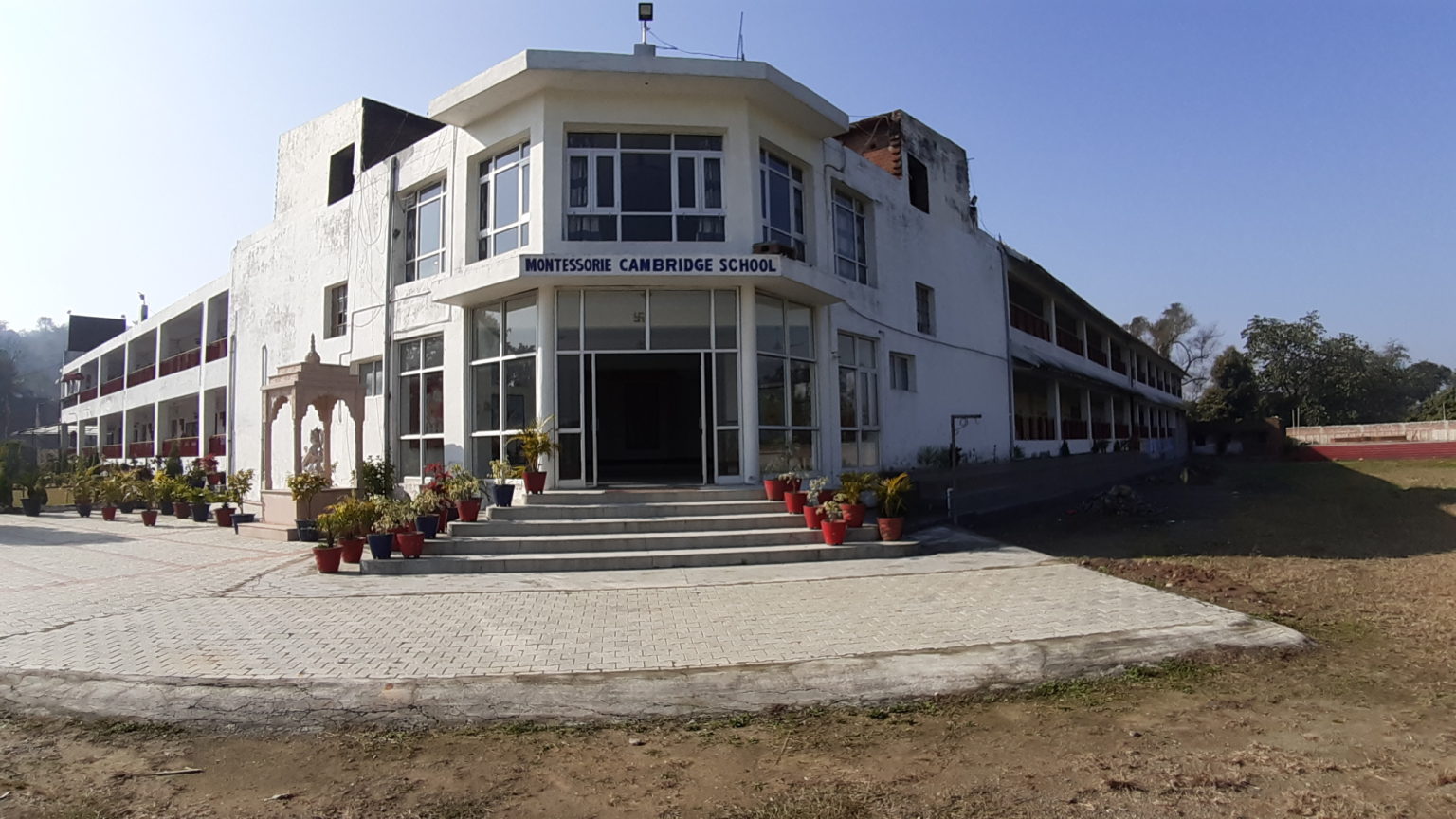 Montessorie Cambridge School
