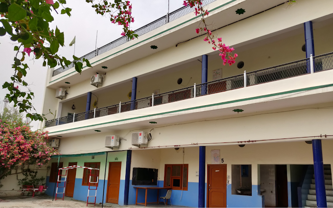 Moon Light High School