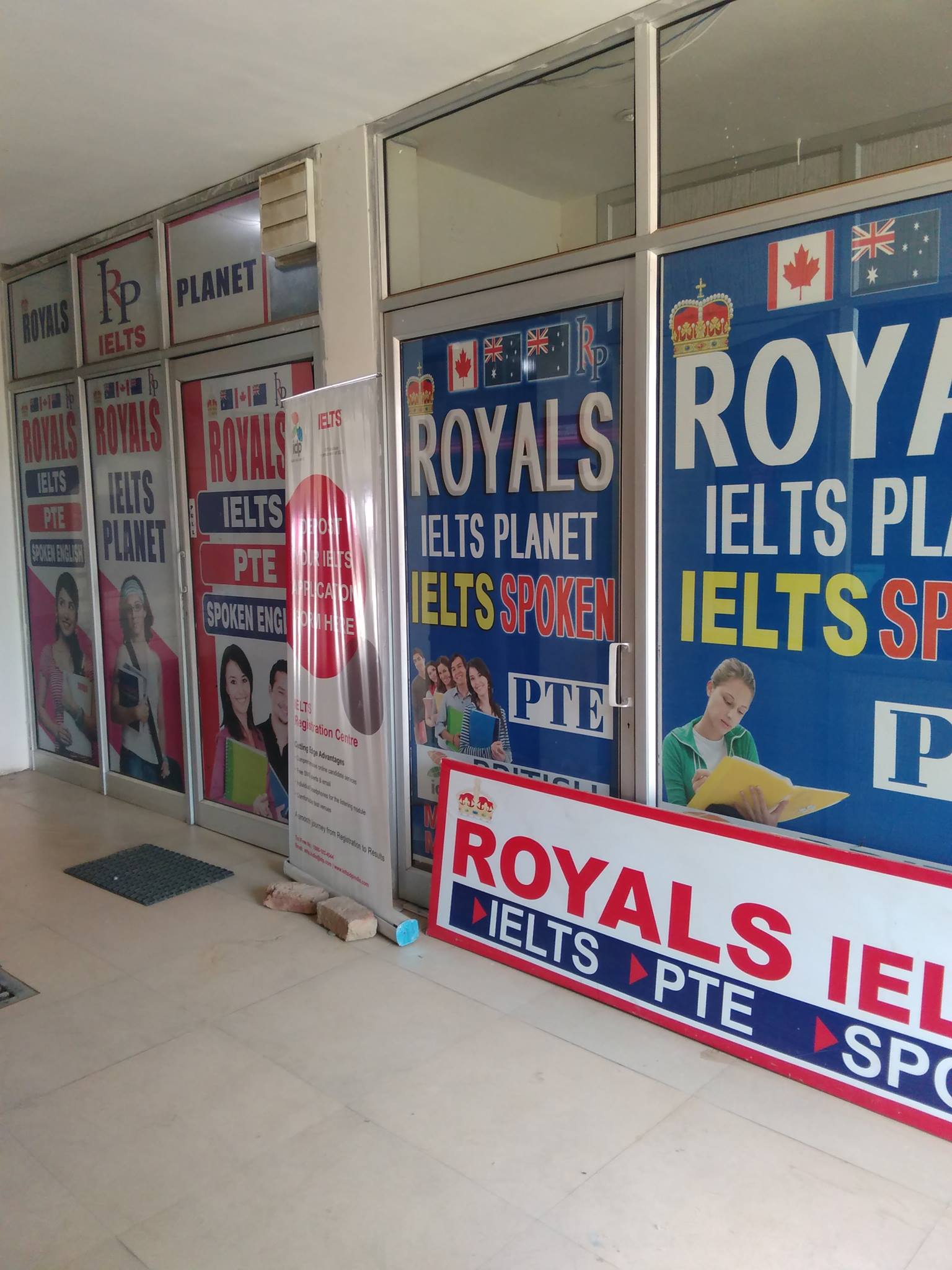 Royals IELTS Planet