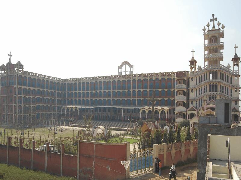 Sacred Heart Convent Sr. Sec. School