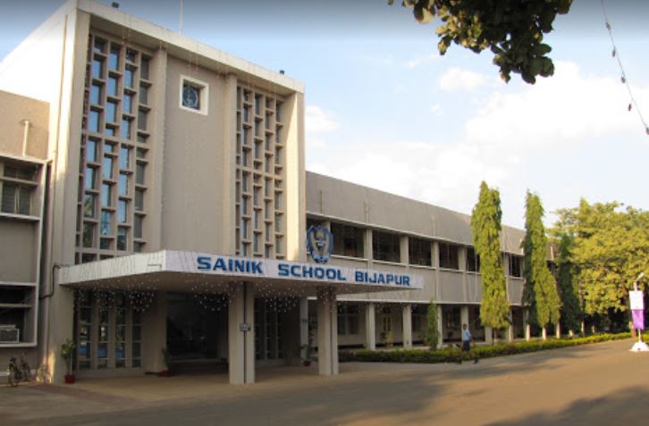 Sainik School