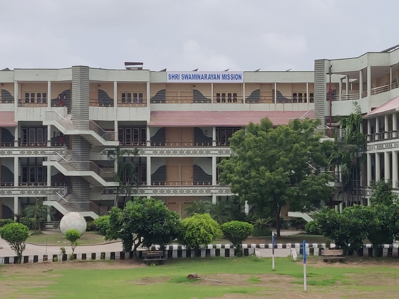 Shri Swaminarayan Mission School