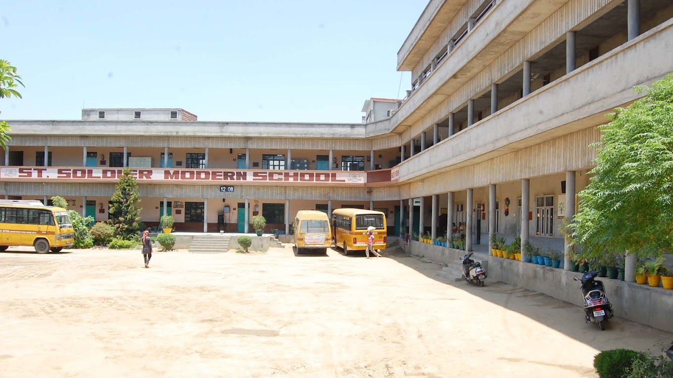 St. Soldier Modern School