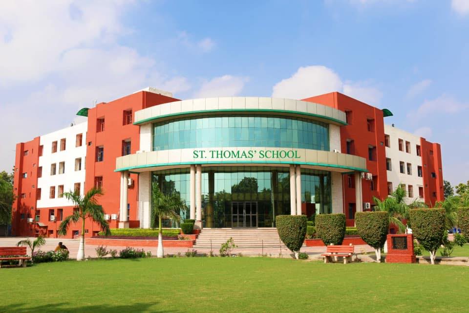 St. Thomas' School