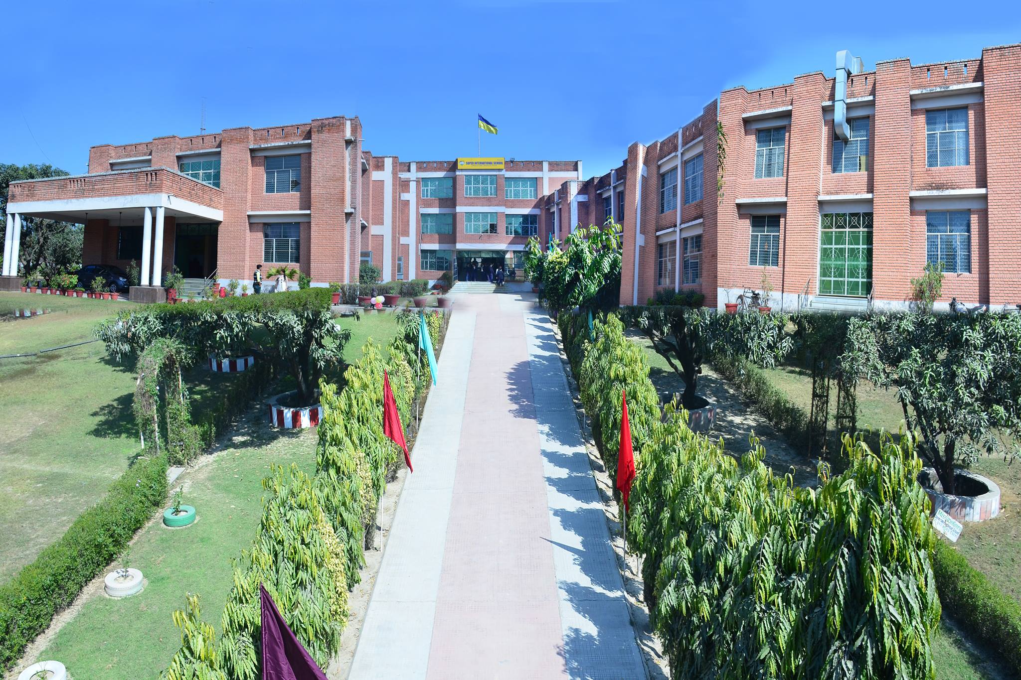 Super International School