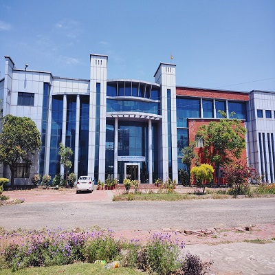 Swift Group Of college