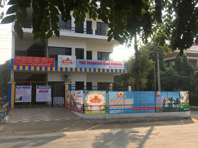 The Spanning Kids School