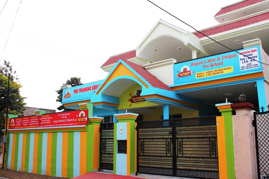 The Spanning Kids School
