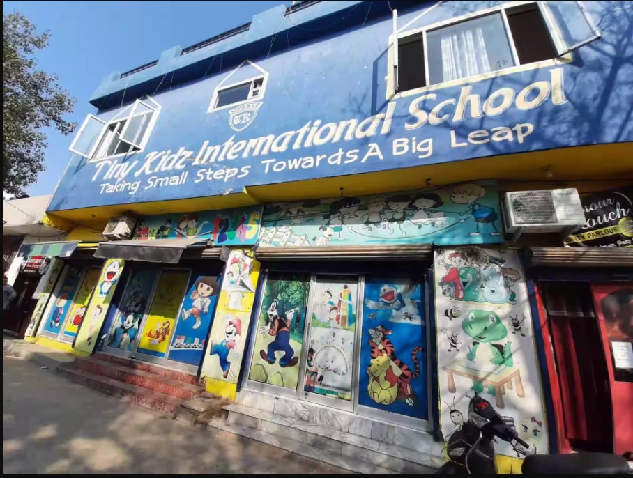 Tiny Kidz International School