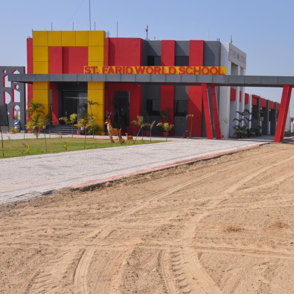 ST. FARID WORLD SCHOOL
