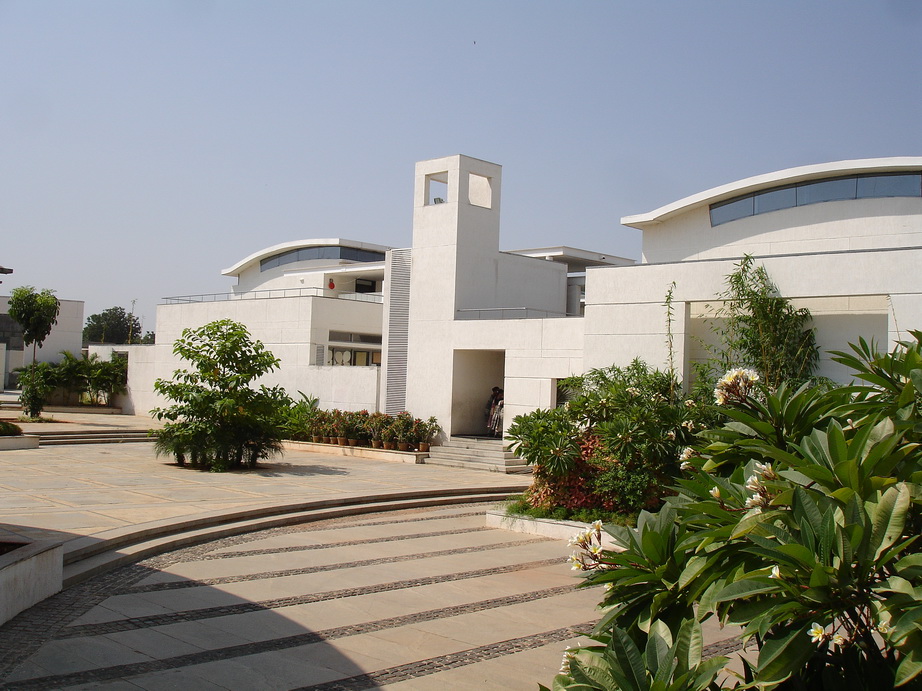 Sreenidhi International School
