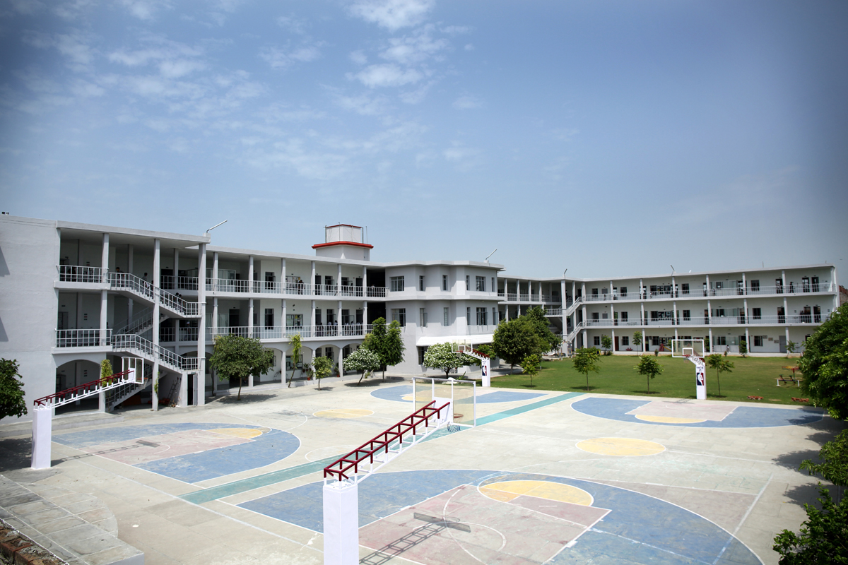 La Foundation School