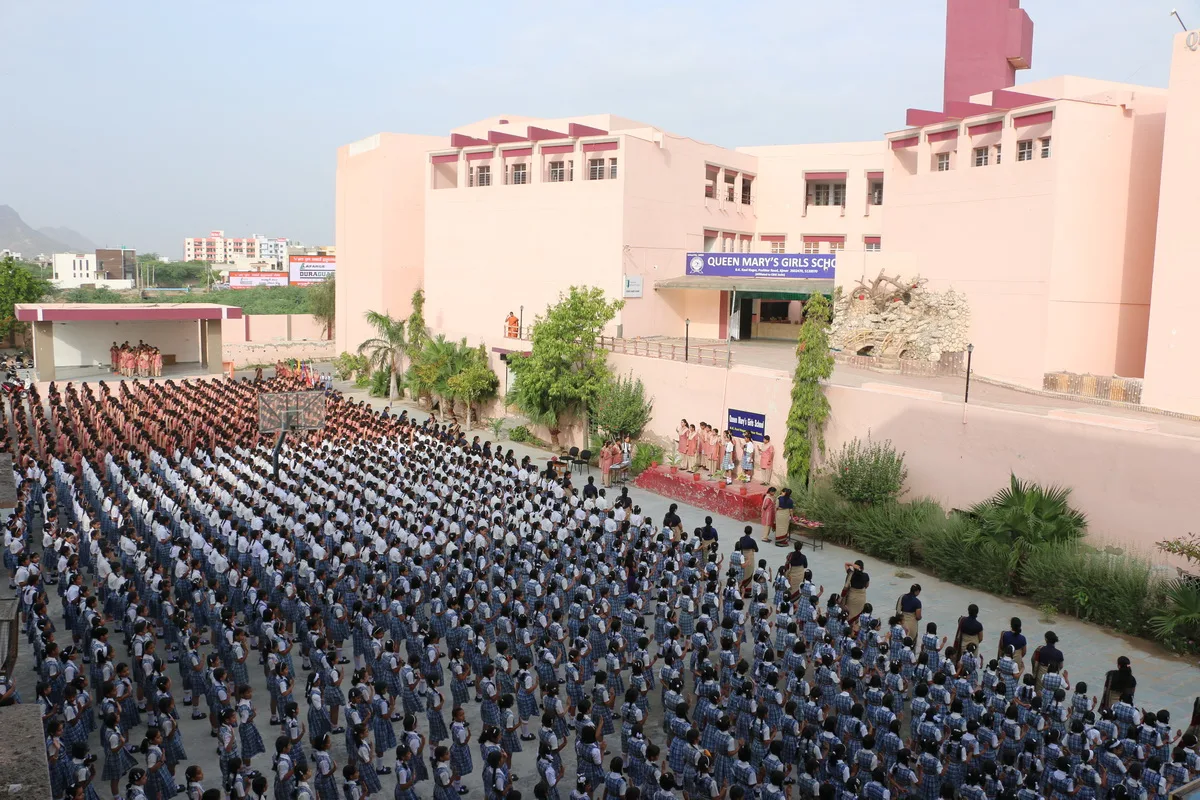 Queen Mary's Girls Senior Secondary School