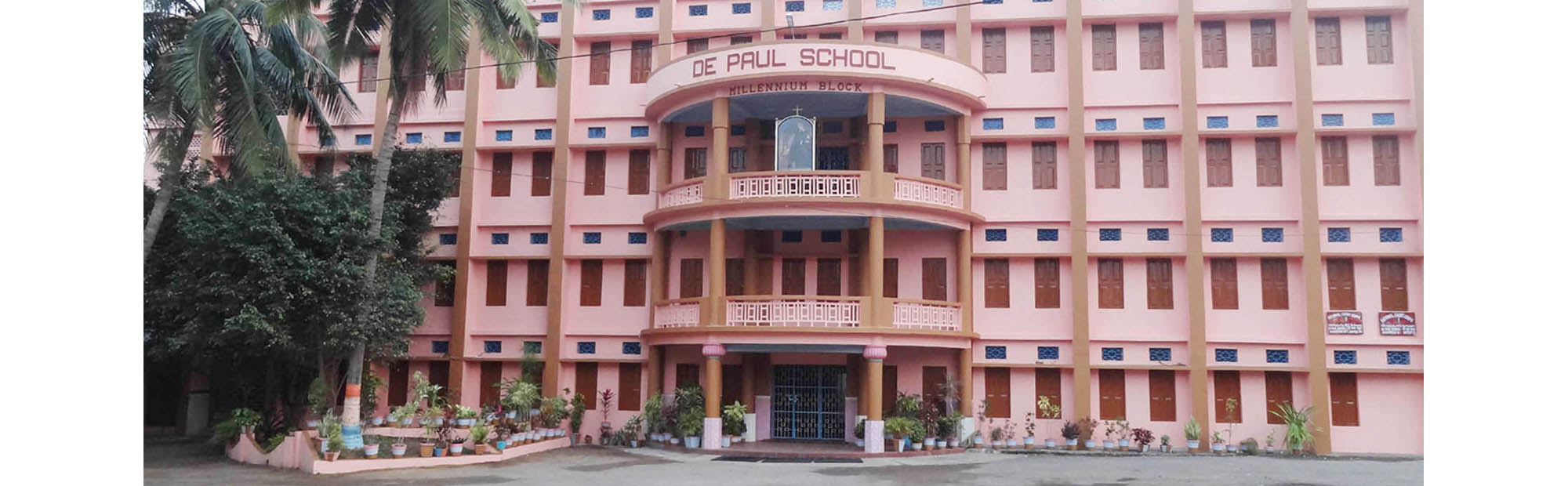 De Paul School