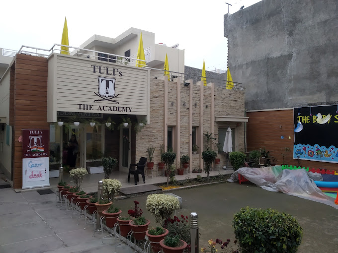 Tuli\'s The Kindergarten