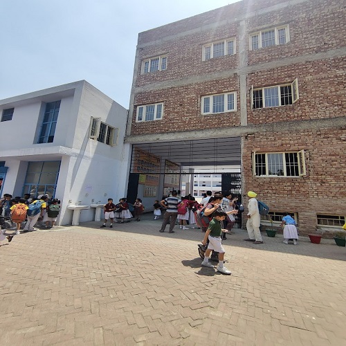 D A V Sr. Sec. Public School