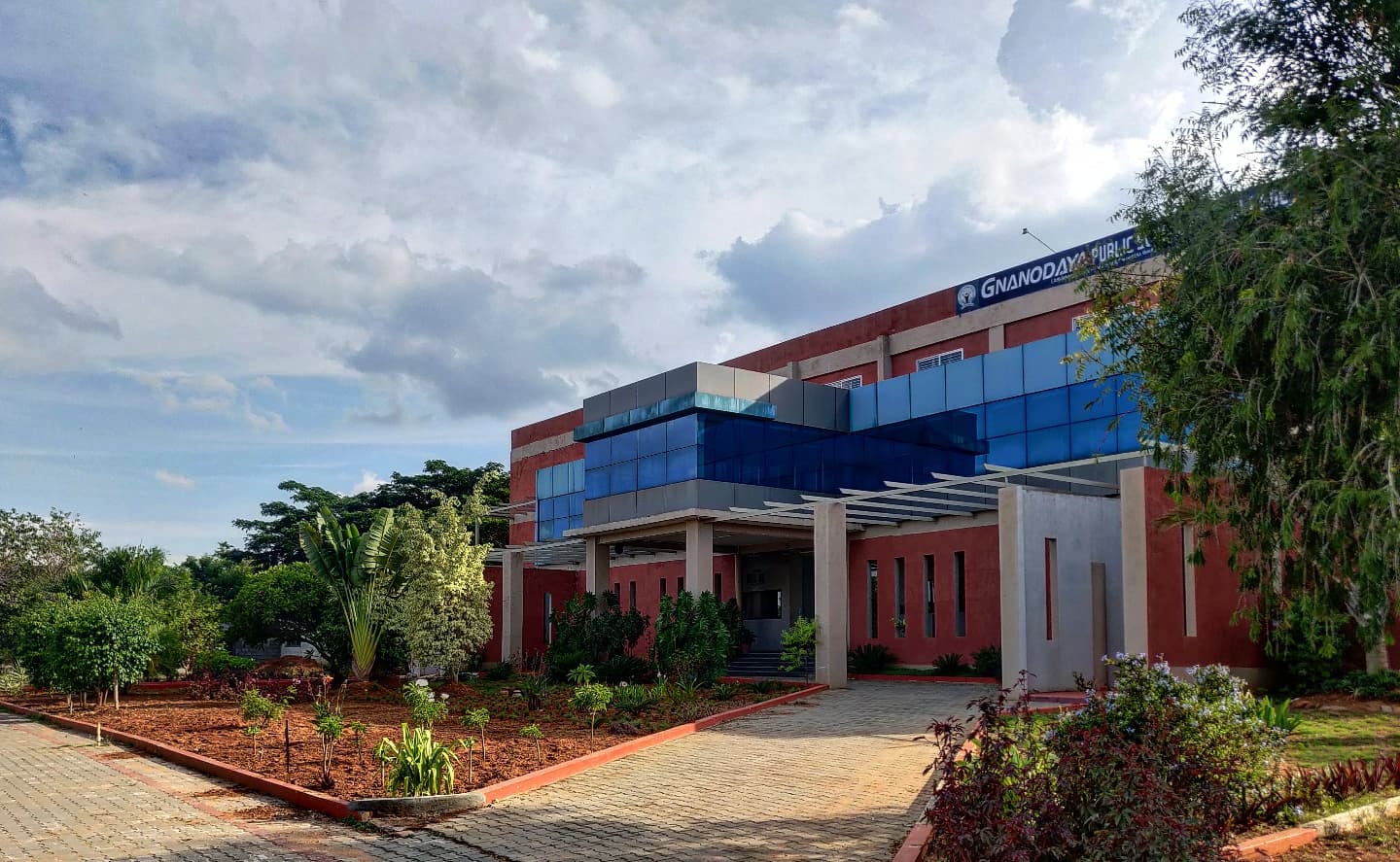 Gnanodaya Public School