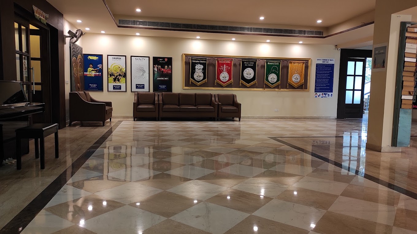 Invictus School