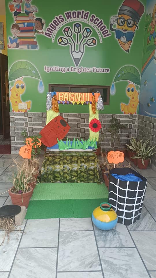 Angels World School