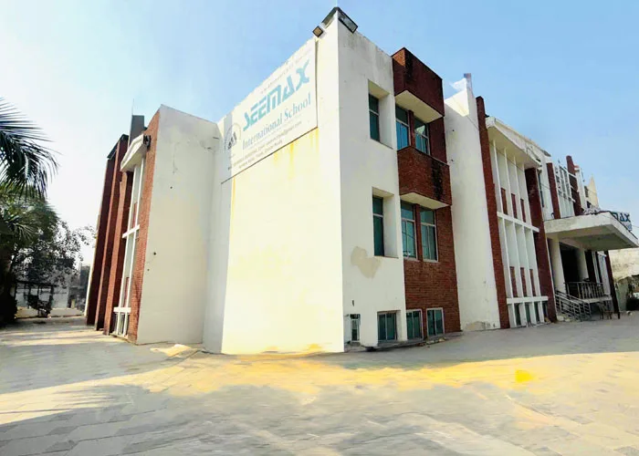 Seemax International School
