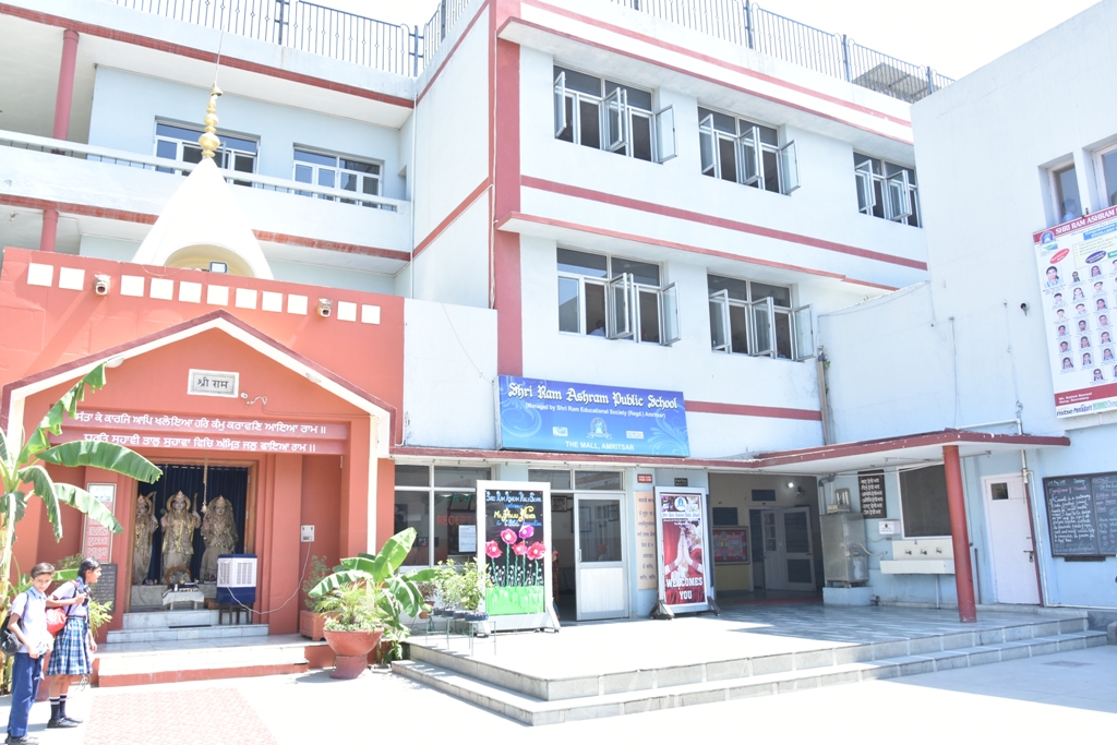Shri Ram Ashram Public School