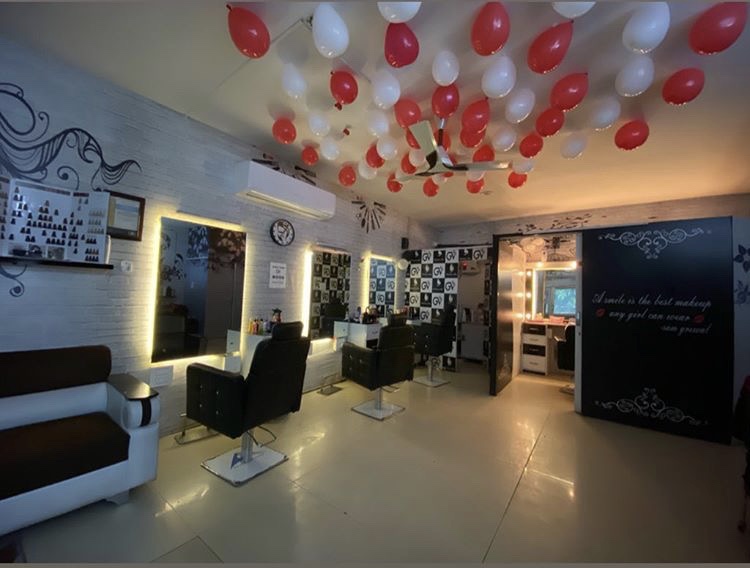 Glamour Villa Unisex Salon & Academy